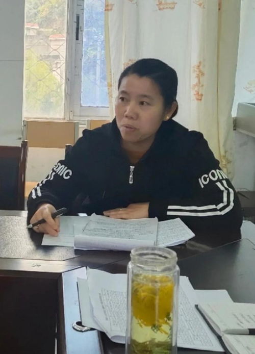 新县启福小学召开期中考试成绩分析会