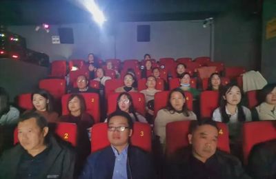 新县启福小学党支部开展“追忆抗美援朝 弘扬革命精神 牢记初心使命”主题党日活动